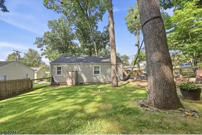 145 S New York Ave, Jefferson Township, NJ 07849 - Photo 20