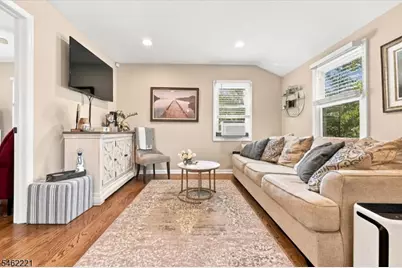 145 S New York Ave, Jefferson Township, NJ 07849 - Photo 4