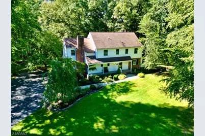 463 Laurel Ln, Kinnelon, NJ 07405 - Photo 1