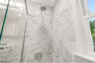 50 Heather Ln, Roselle, NJ 07203 - Photo 12