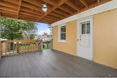 50 Heather Ln, Roselle, NJ 07203 - Photo 18