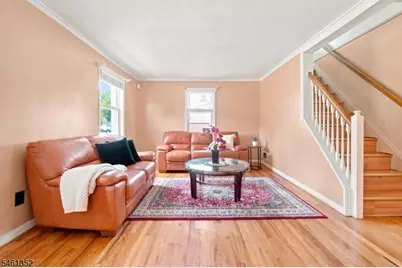 50 Heather Ln, Roselle, NJ 07203 - Photo 2