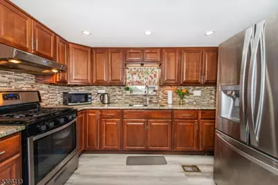 39 Helen Drive, Moonachie, NJ 07074 - Photo 8