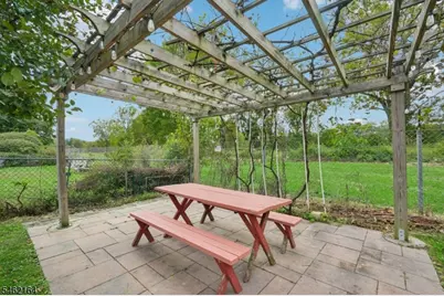 25 Lawrence Dr, Hackettstown, NJ 07840 - Photo 34