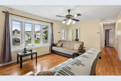 25 Lawrence Dr, Hackettstown, NJ 07840 - Photo 6
