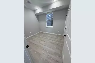 132 E Holsman St, Paterson, NJ 07522 - Photo 2