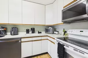 10 N Wood Ave, Linden, NJ 07036 - Photo 8