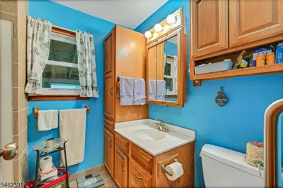 40 Wanaque Ave, Wanaque, NJ 07420 - Photo 18