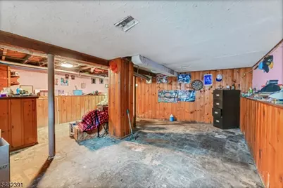 40 Wanaque Ave, Wanaque, NJ 07420 - Photo 22