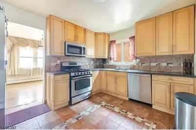 261 10th St #1, Palisades Park, NJ 07650 - Photo 8