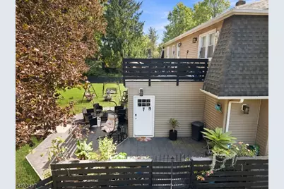 225 Hockenbury Rd, Hillsborough Township, NJ 08844 - Photo 6