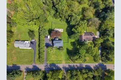 225 Hockenbury Rd, Hillsborough Township, NJ 08844 - Photo 16