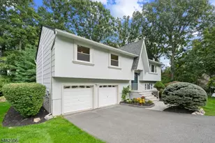 39 William Dr, Rockaway, NJ 07866 - Photo 2