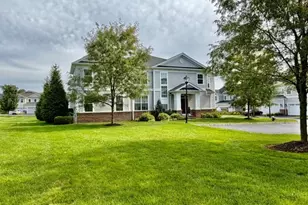 604 Monroe Ct, Hanover Township, NJ 07981 - Photo 4
