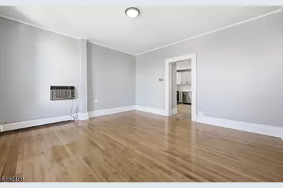 508 2nd St, Carlstadt, NJ 07072 - Photo 4