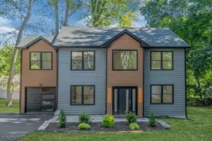 39 Woodcrest Rd, Parsippany, NJ 07005 - Photo 1