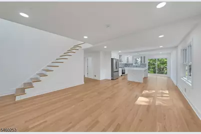 39 Woodcrest Rd, Parsippany, NJ 07005 - Photo 8