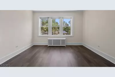 60-62 Elmwood Ave #3, Montclair, NJ 07042 - Photo 8
