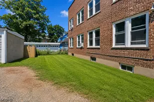 60-62 Elmwood Ave, Montclair, NJ 07042 - Photo 18
