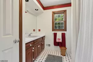 111 Carriage Hill Way, Branchburg Township, NJ 08853 - Photo 24