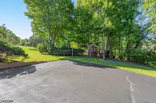 111 Carriage Hill Way, Branchburg Township, NJ 08853 - Photo 38