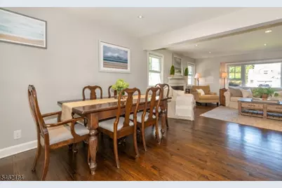 49 Meadow Ln, Bloomfield, NJ 07003 - Photo 6
