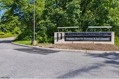 36 Park Ave, Wanaque, NJ 07420 - Photo 22