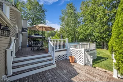 23 Meadow Dr, Little Falls Township, NJ 07424 - Photo 40