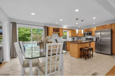 23 Meadow Dr, Little Falls Township, NJ 07424 - Photo 10