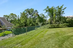 138 Leonardo Dr, West Orange Township, NJ 07052 - Photo 34