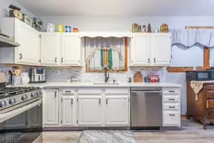59 Voorhis Pl, Ringwood, NJ 07456 - Photo 8
