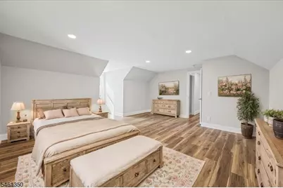 17 Londonderry Dr, Raritan Township, NJ 08822 - Photo 28
