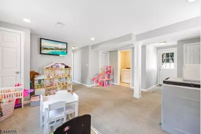 4 Huron Ave, Parsippany, NJ 07034 - Photo 20