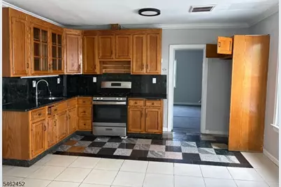 108 W 18th St #2, Linden, NJ 07036 - Photo 4