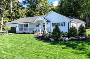 23 Melrose Ave, West Milford, NJ 07421 - Photo 6