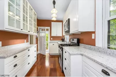 145 Watchung Ave, Montclair, NJ 07043 - Photo 10