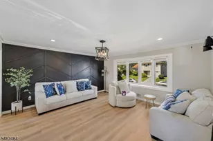 5 Sumutka Ct, Carteret, NJ 07008 - Photo 10