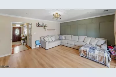 5 Sumutka Ct, Carteret, NJ 07008 - Photo 24
