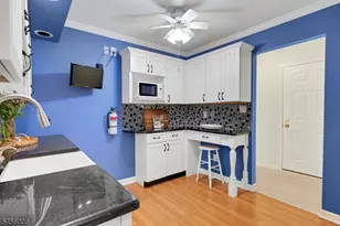 15F Kensington Rd, Chatham Township, NJ 07928 - Photo 6