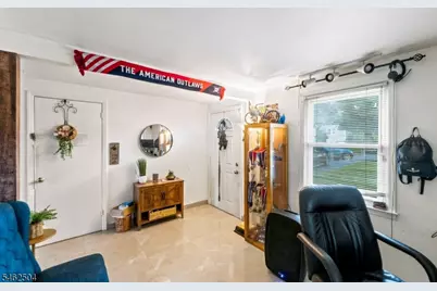 15 South St, Ridgefield, NJ 07660 - Photo 4
