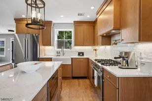 39 Walnut Crescent, Montclair, NJ 07042 - Photo 6