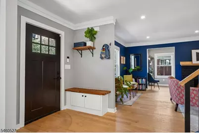 39 Walnut Cres, Montclair, NJ 07042 - Photo 2