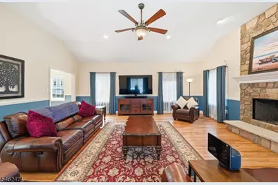 58 Leslie Dr, West Milford, NJ 07480 - Photo 14