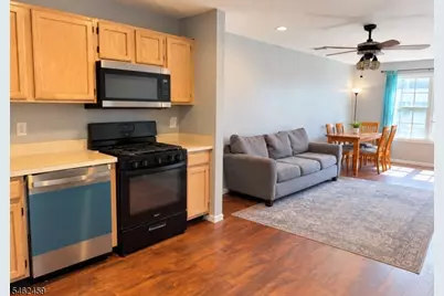 16 Wilmbelton Ct, Edison, NJ 08820 - Photo 1