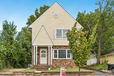 11 Wittkop Pl, Millburn, NJ 07041 - Photo 2