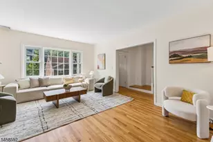 11 Wittkop Pl, Millburn, NJ 07041 - Photo 4