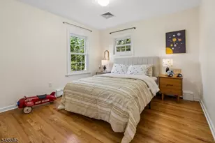 11 Wittkop Pl, Millburn, NJ 07041 - Photo 20
