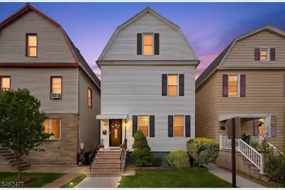 15 Boyle Pl, Elizabeth, NJ 07202 - Photo 1