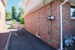 34 Cottage Pl, Garfield, NJ 07026 - Photo 26