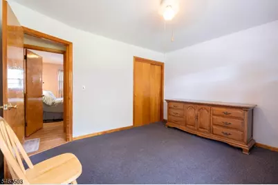 34 Cottage Pl, Garfield, NJ 07026 - Photo 10